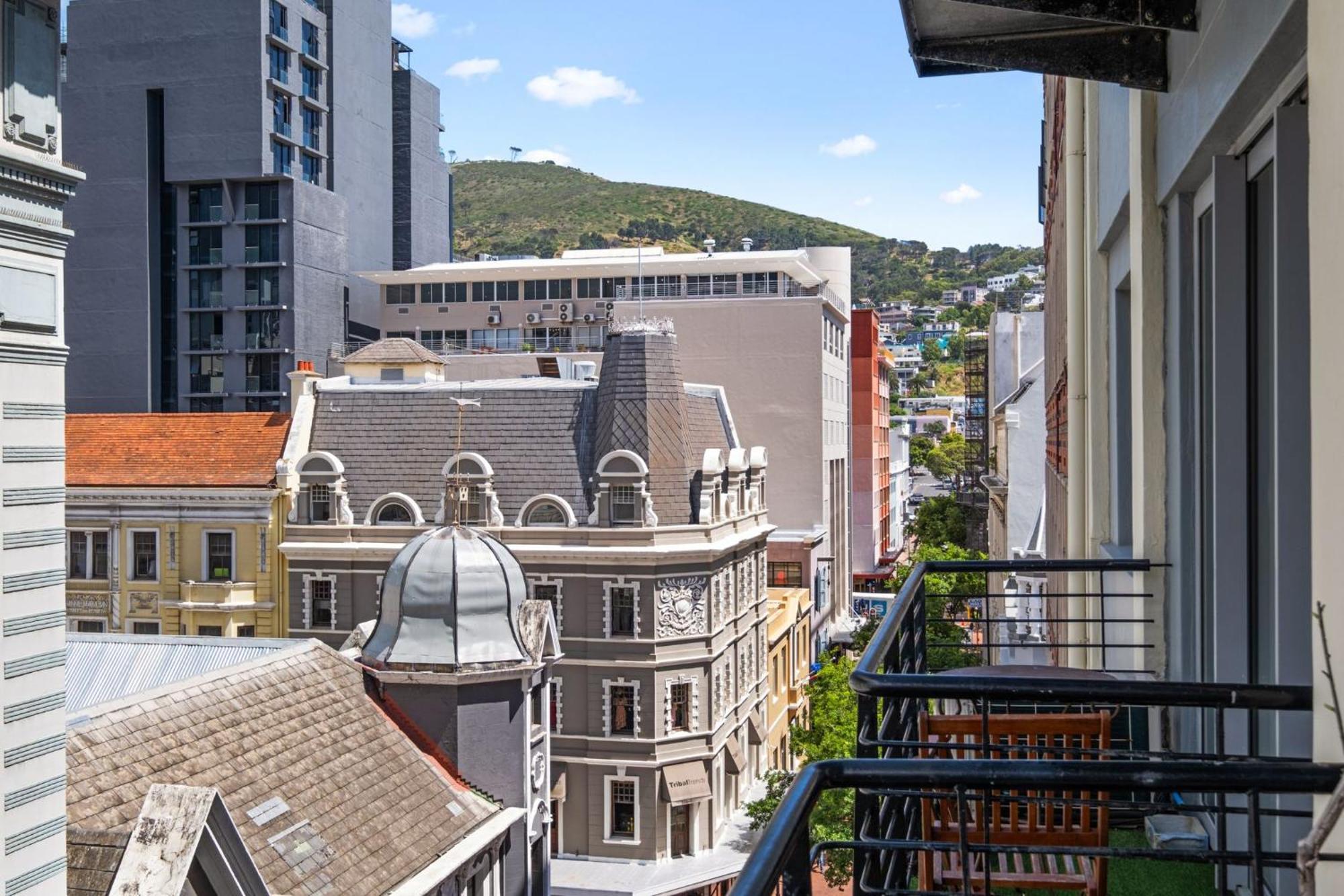 Apartment Market Place By Host Agents Cape Town